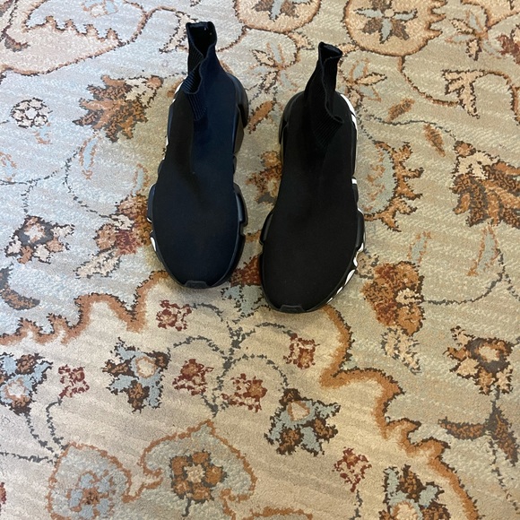 Balenciaga shoes - Picture 4 of 8